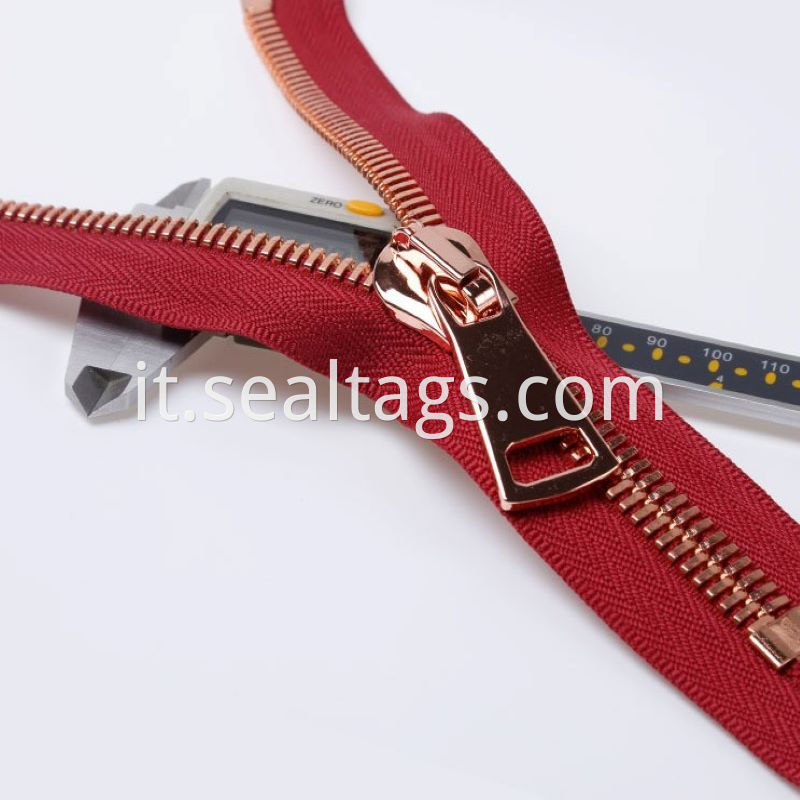 Metal Zipper Ends